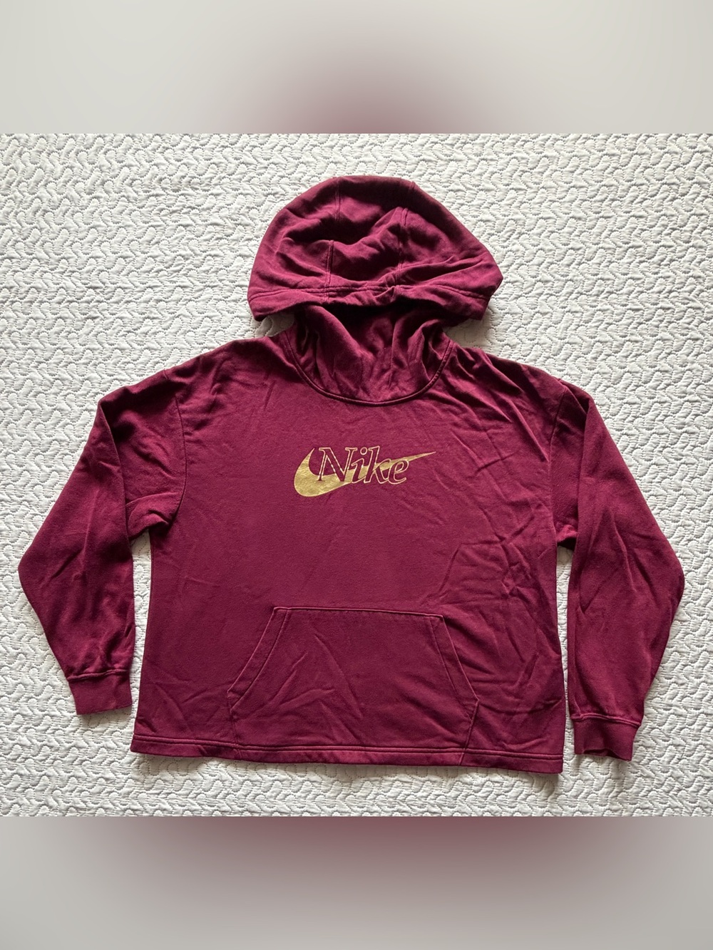 Nike Women’s M Burgundy Gold Swoosh Logo Pullover Hoodie CU6490-638